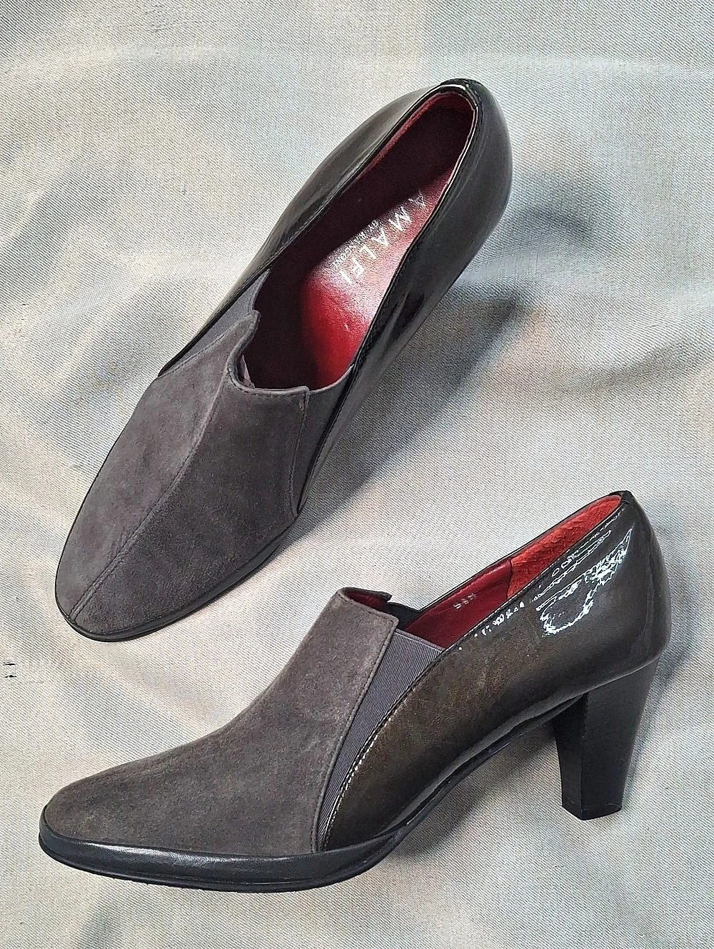 Amalfi by Rangoni Suede & Patent Pumps US 9